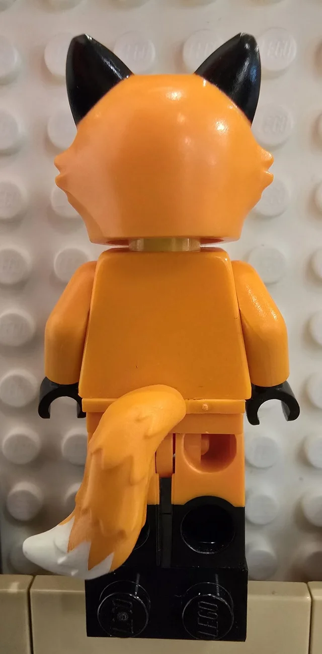 LEGO col355 Mädchen im Fuchskostüm Minifigur – Bild 2